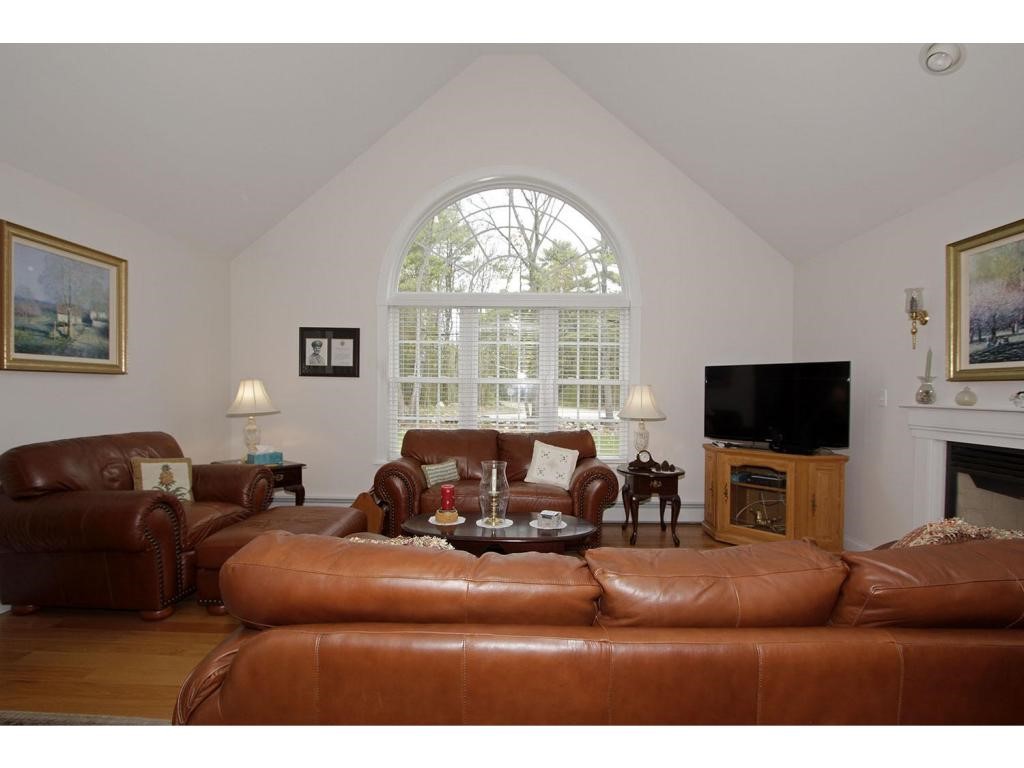 196 Bay Road Farmington, NH 03835 - Photo 10 of 36