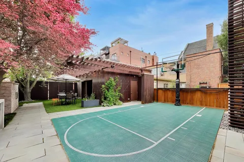 $12,500 | 2010 West Bradley Place, Chicago, IL 60618