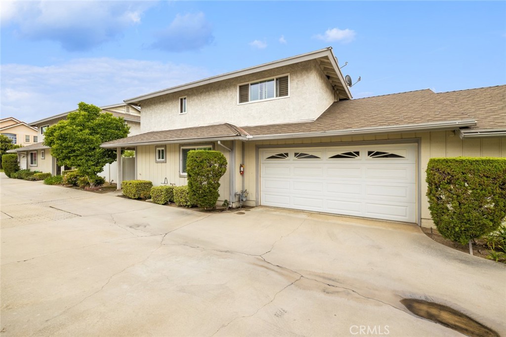 317 East Duarte Road, Unit 4 Arcadia, CA 91006 - Photo 2 of 31