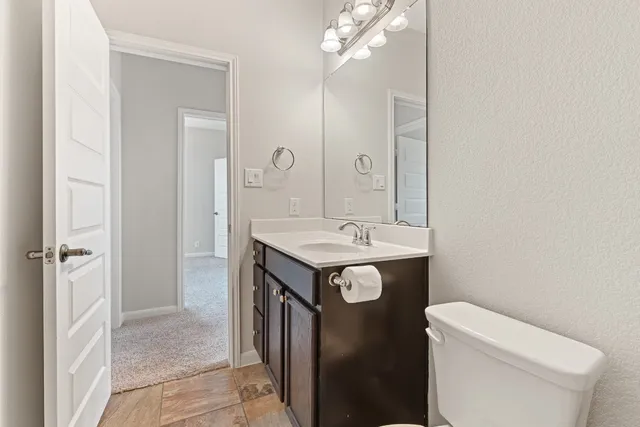 $2,350 | 506 Hummingbird Lane, Unit A, Austin, TX 78734