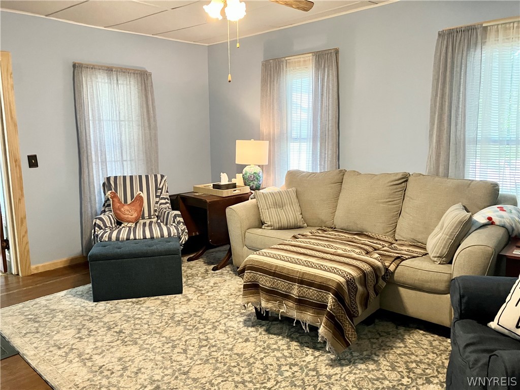 10296 Ridge Road Ridgeway, NY 14103 - Photo 3 of 45 Large living room