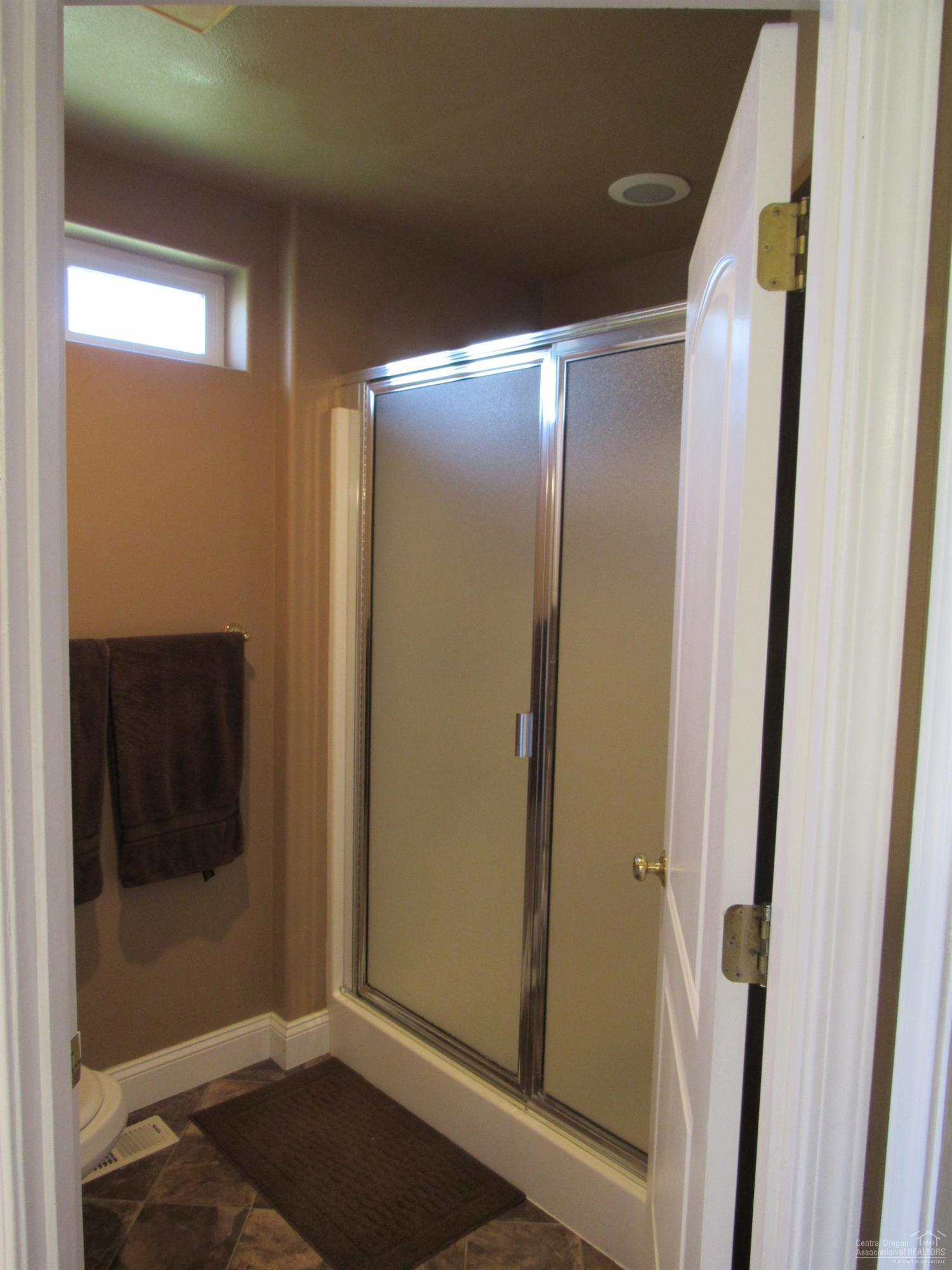 20754 South Loop Place Bend, OR 97703 - Photo 17 of 22 Additional Photo