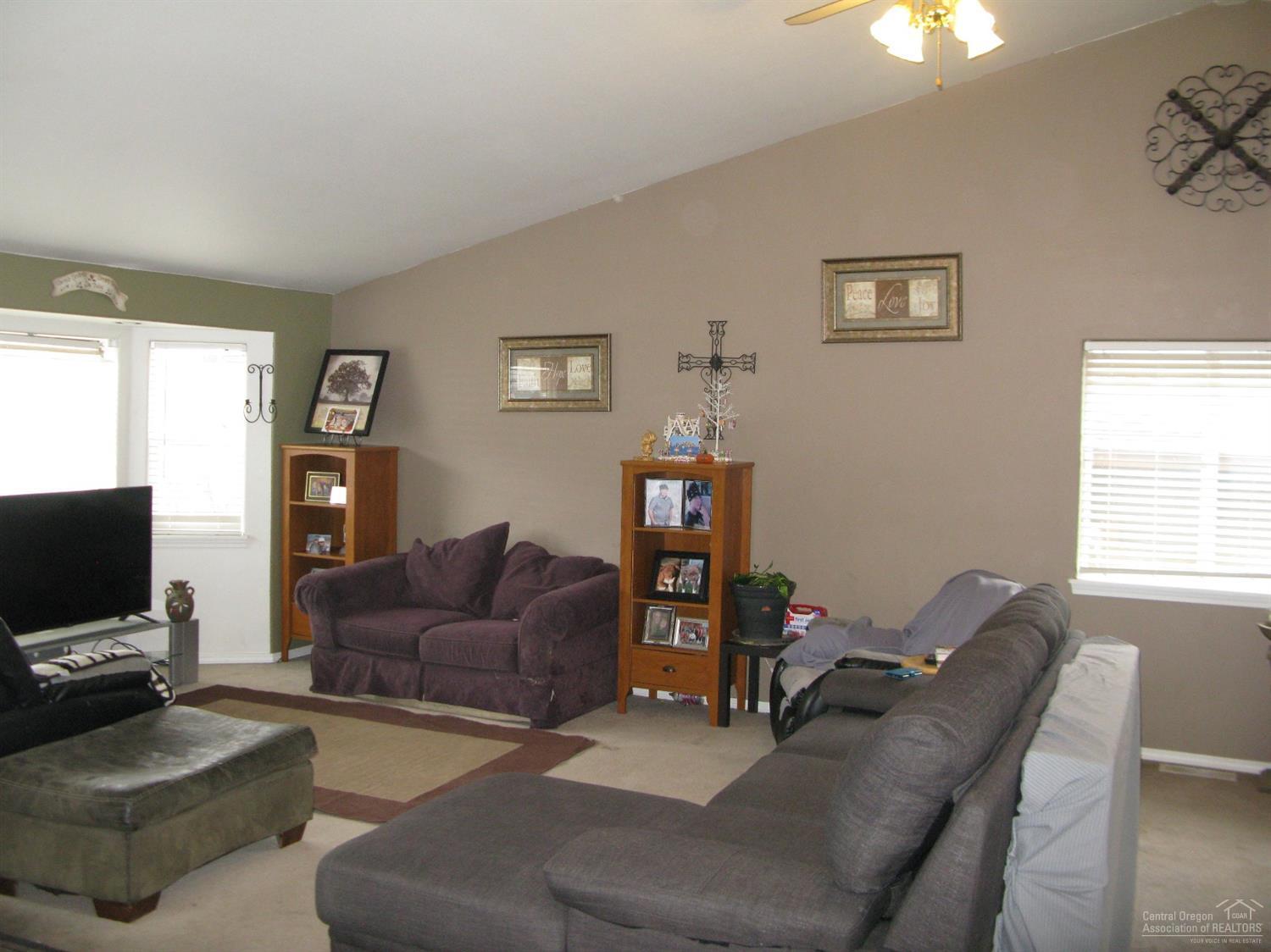 2408 Southwest 33rd Street Redmond, OR 97756 - Photo 7 of 12 Additional Photo