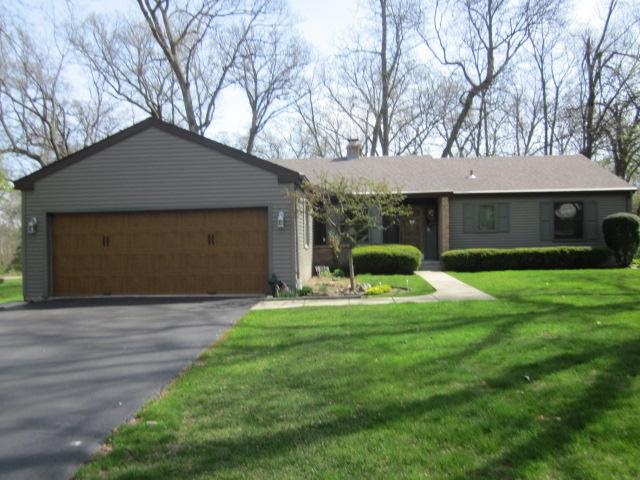 2037 Hillsdown Road Lake Summerset, IL 61019 - Photo 24 of 24 a front view of house with yard and green space