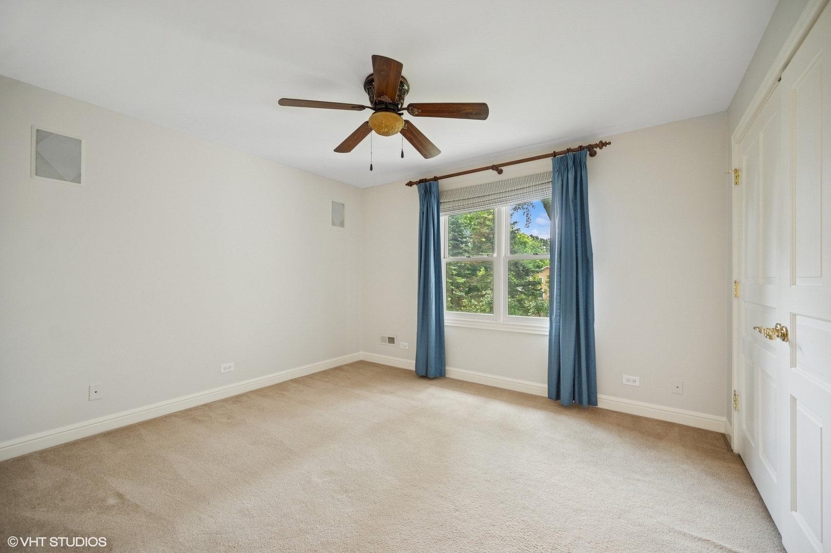 2007 Wilmette Avenue Wilmette, IL 60091 - Photo 23 of 35 a view of room with ceiling fan