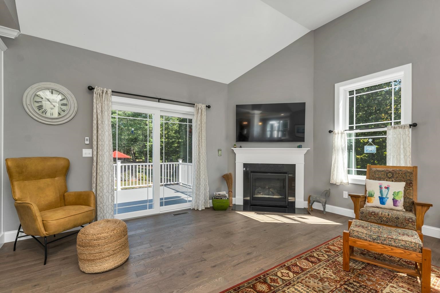 99 Hardy Road Bedford, NH 03110 - Photo 20 of 42