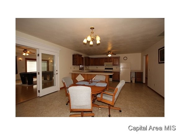 1646 Wildrose Lane Springfield, IL 62712 - Photo 5 of 15 Gallery Image 5