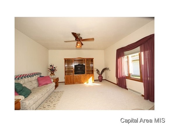 1646 Wildrose Lane Springfield, IL 62712 - Photo 8 of 15 Gallery Image 8