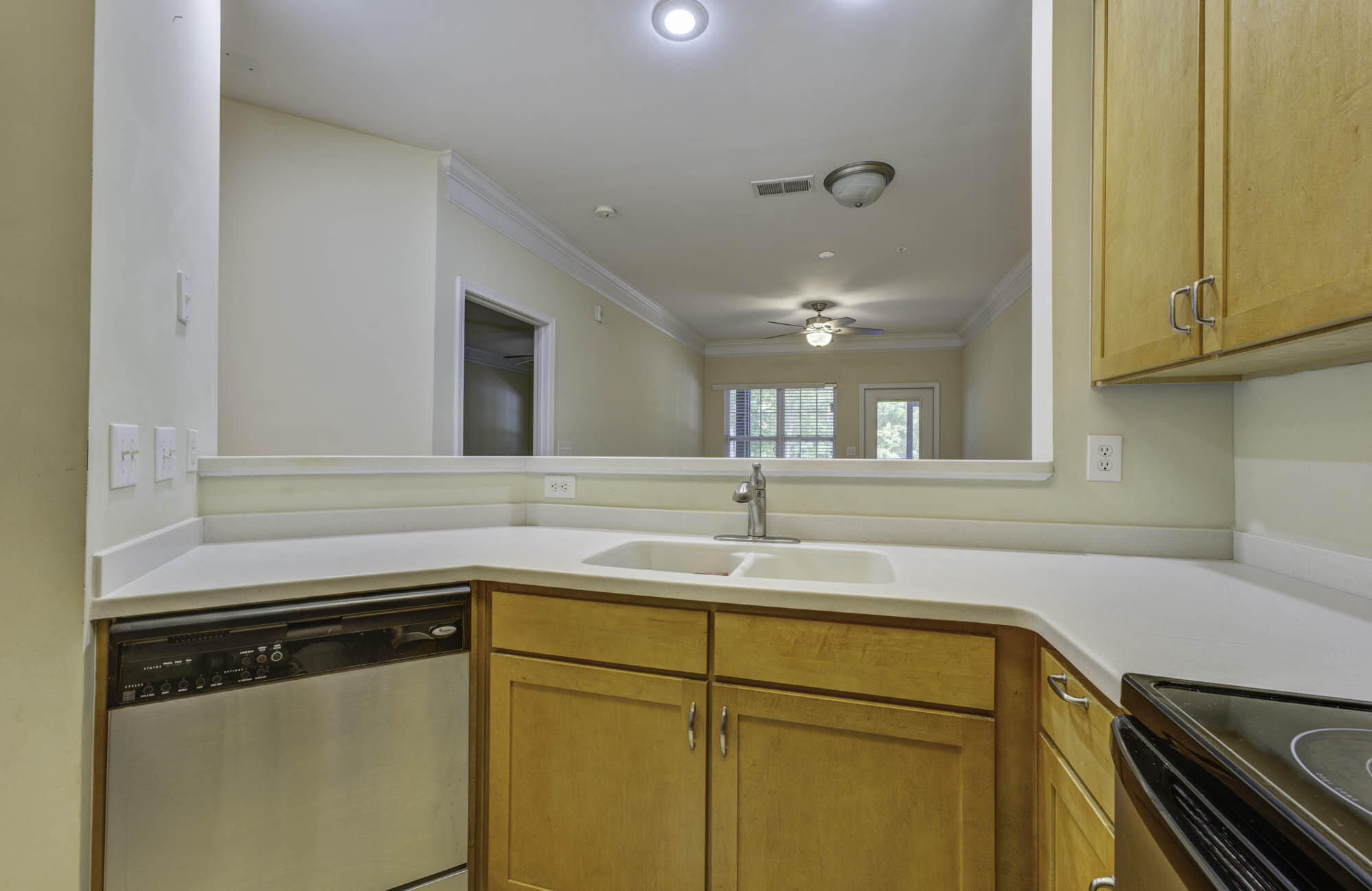 1408 Basildon Road Mount Pleasant, SC 29466 - Photo 4 of 27 1408 Basildon (9)