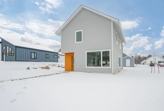 $180,000 | 712 Northwest 8th Avenue, Grand Rapids, MN 55744