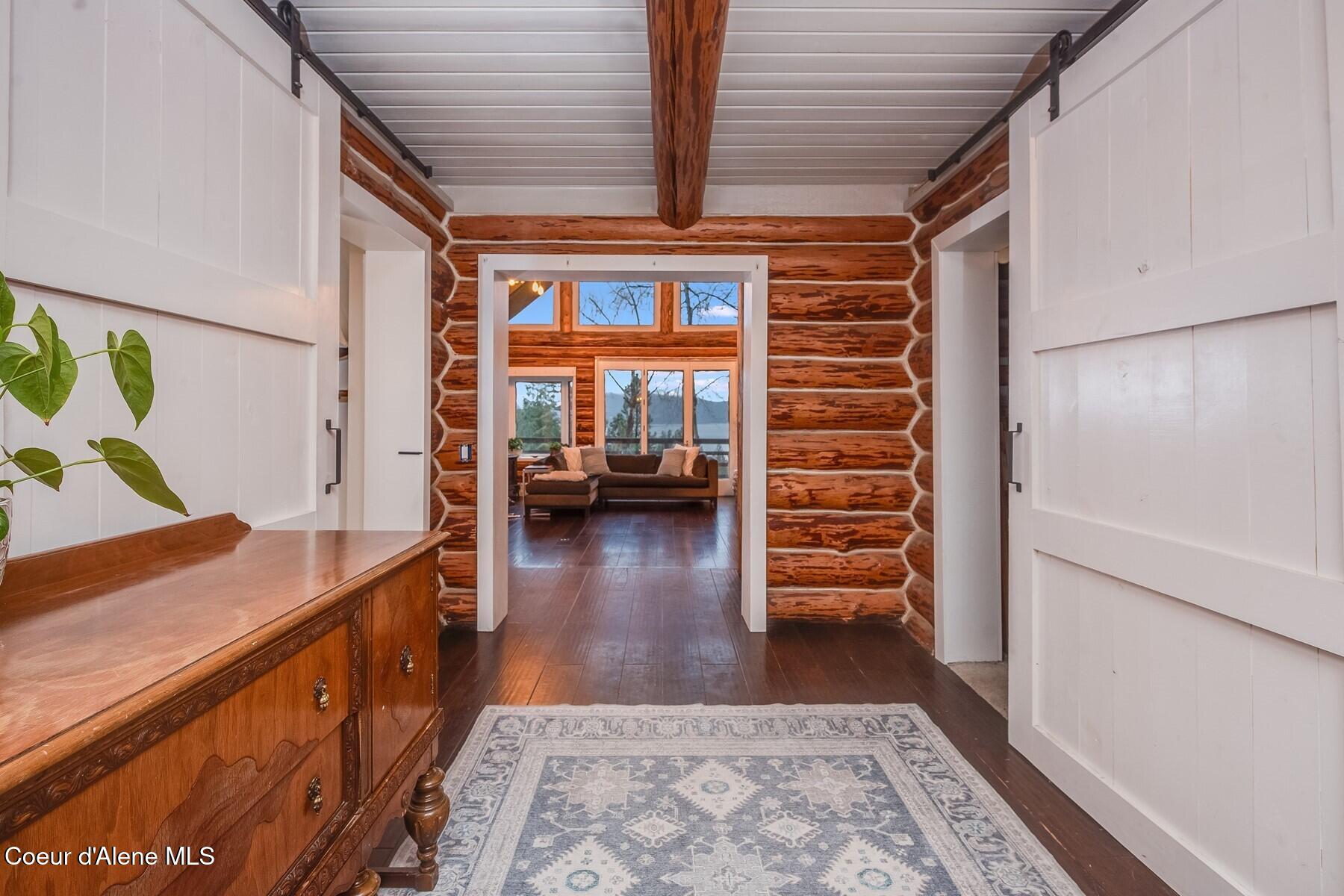 480 Sunnyside Ridge Road Sandpoint, ID 83864 - Photo 6 of 81 Entry Way