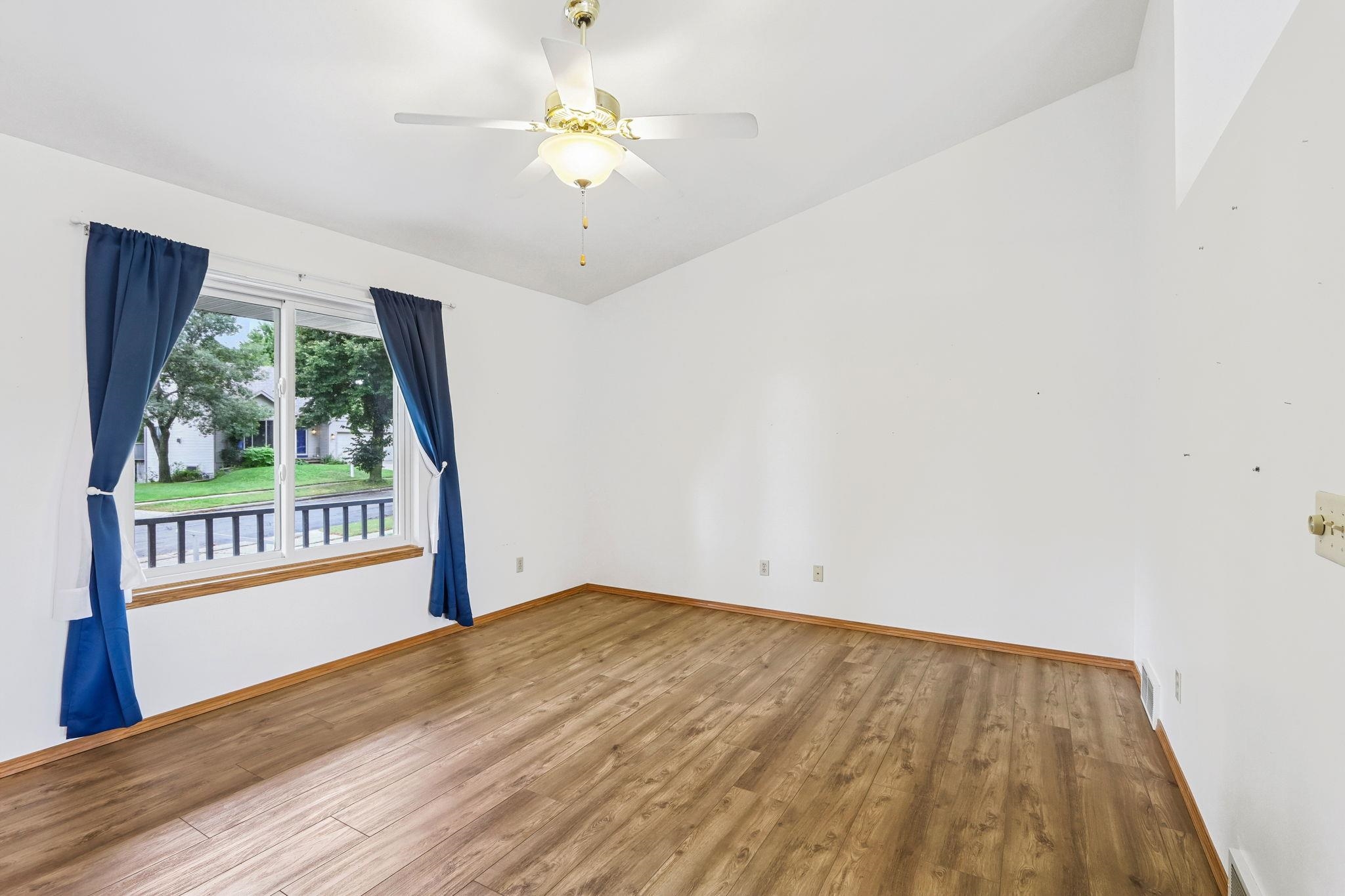 941 Vista Ridge Drive Mount Horeb, WI 53572 - Photo 5 of 44 Gallery Image 5