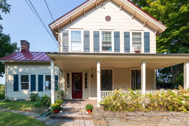$2,400 | 59 Orchard Drive, Rhinecliff, NY 12574
