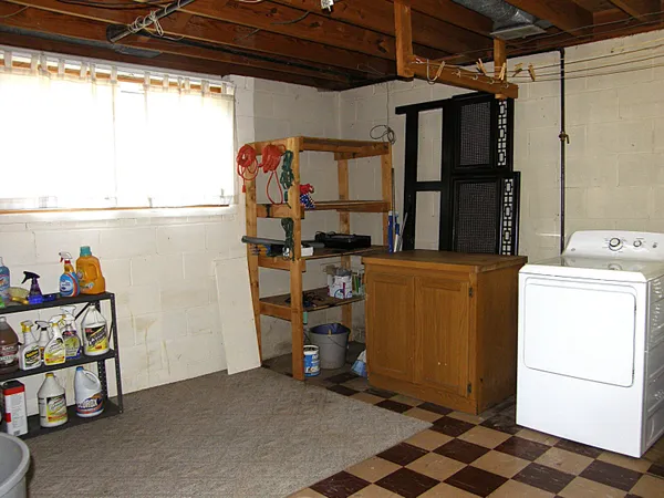 $205,000 | 2325 Fair Oaks Drive East, Niles, MI 49120