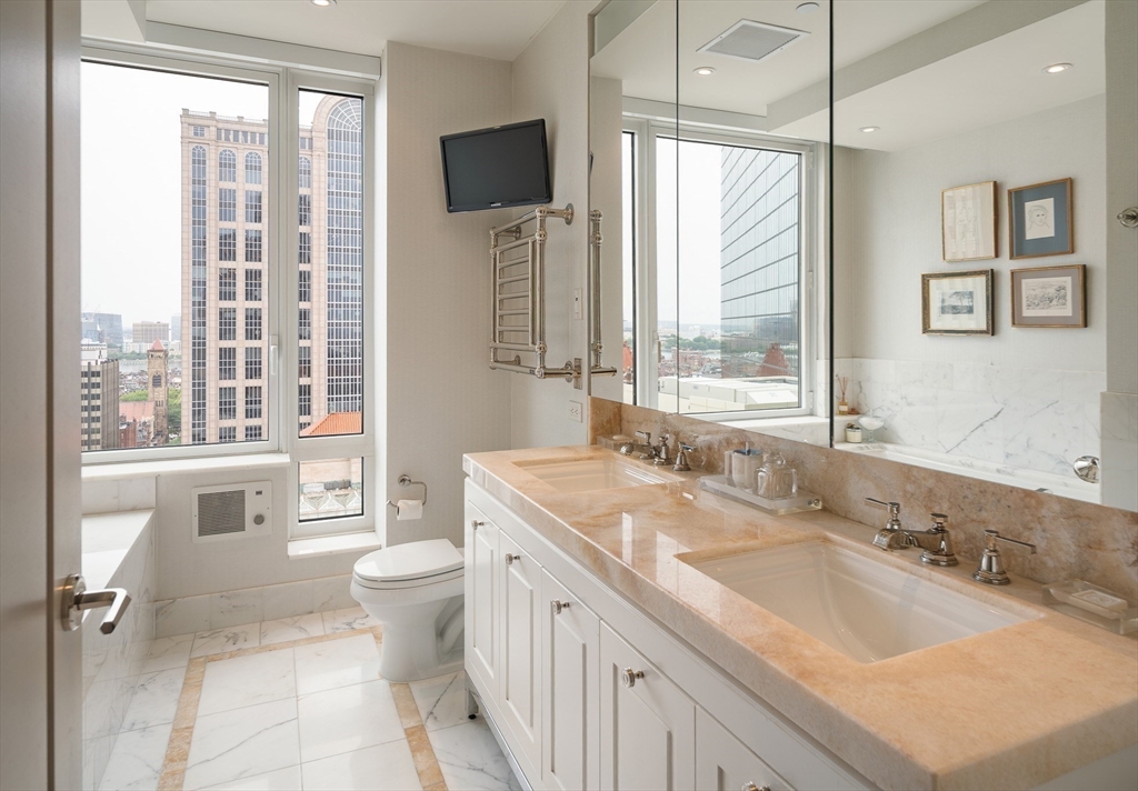 400 Stuart Street, Unit 20A Boston, MA 02116 - Photo 14 of 26