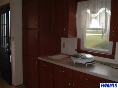 13218 Tonkel Road Fort Wayne, IN 46845 - Photo 3 of 9 Gallery Image 3