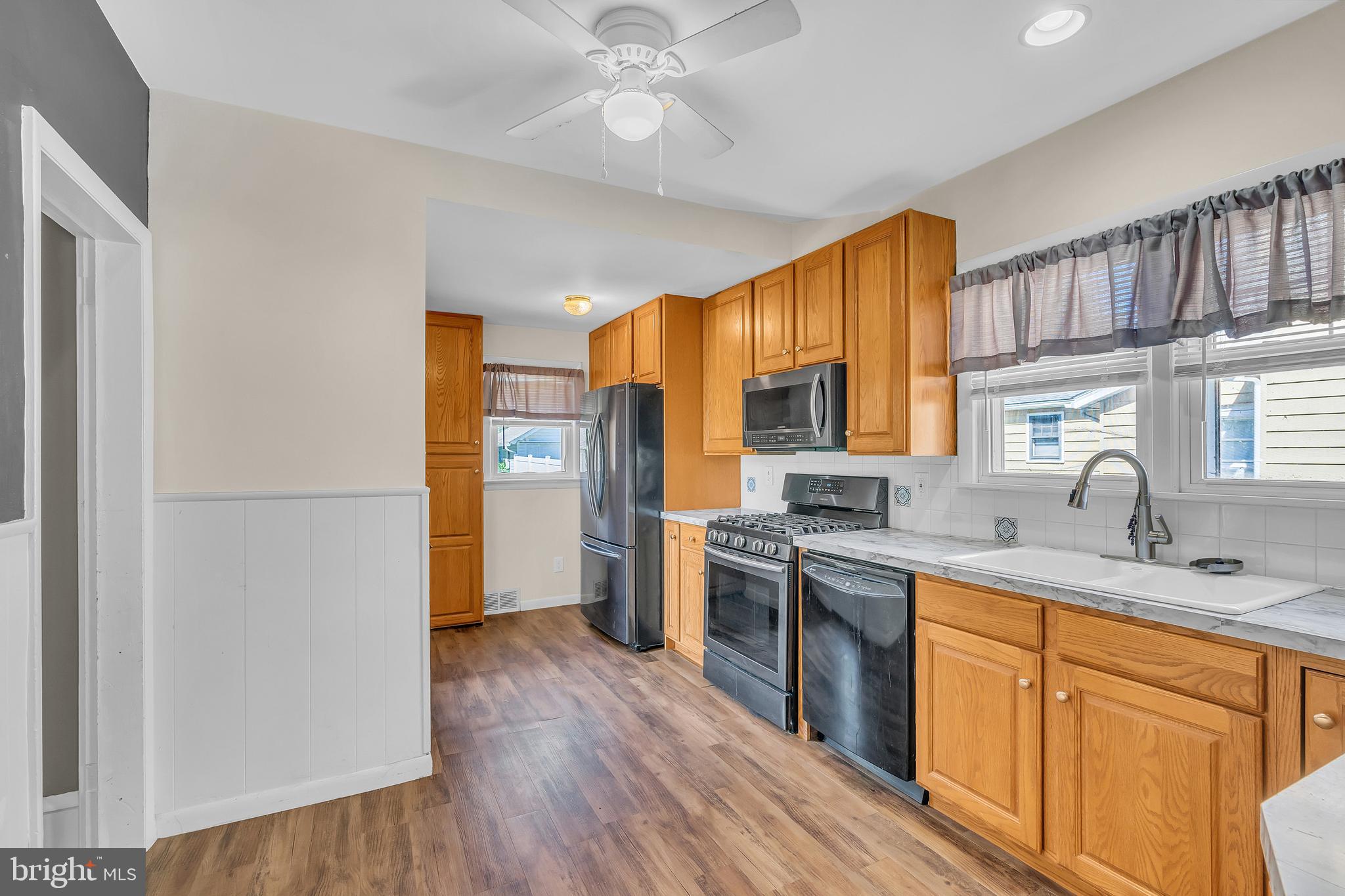 235 Maple Avenue Delanco, NJ 08075 - Photo 17 of 63 Kitchen