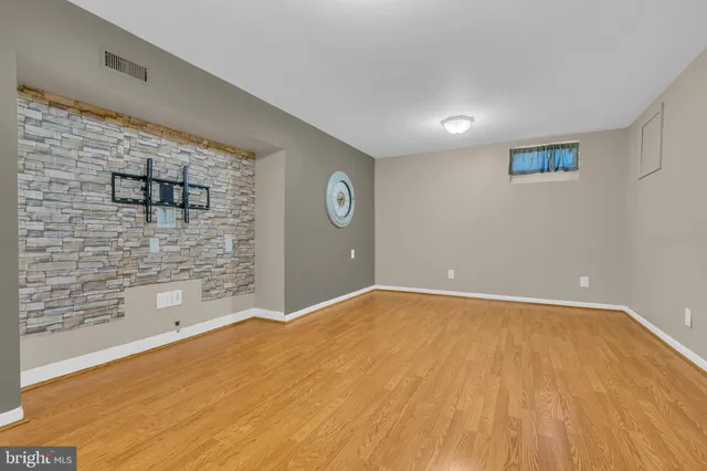 $350,000 | 235 Maple Avenue, Delanco, NJ 08075