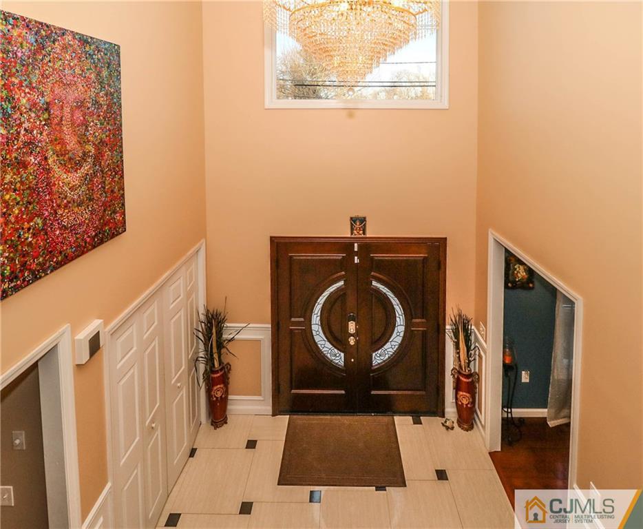 4 Colton Road Edison, NJ 08817 - Photo 5 of 25