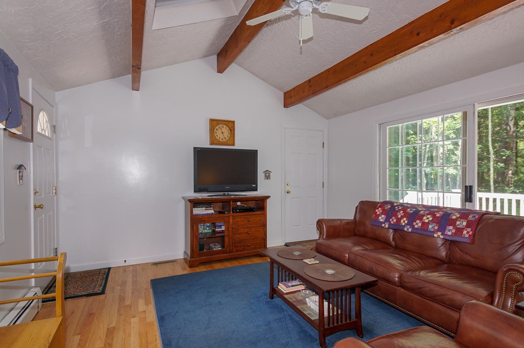 254 R Groton Road Westford, MA 01886 - Photo 8 of 28 Gallery Image 8