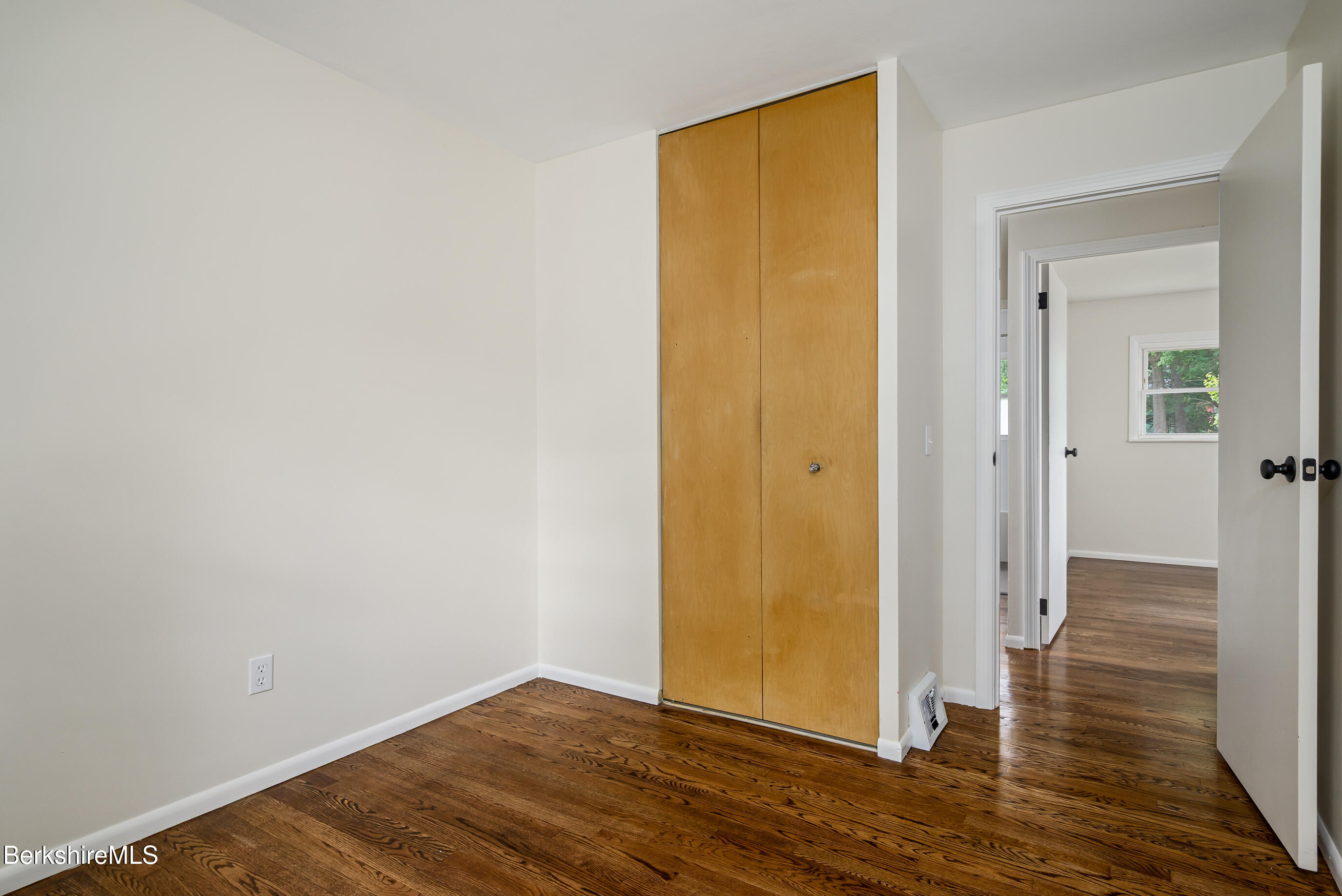 142 Franklin Street North Adams, MA 01247 - Photo 20 of 27 142-Franklin-20
