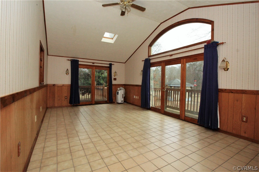 9227 Hickory Road Petersburg, VA 23803 - Photo 13 of 33 Gallery Image 13
