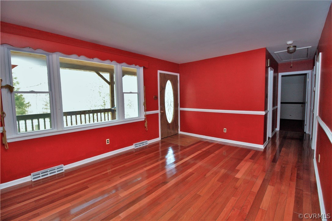 9227 Hickory Road Petersburg, VA 23803 - Photo 14 of 33 Gallery Image 14