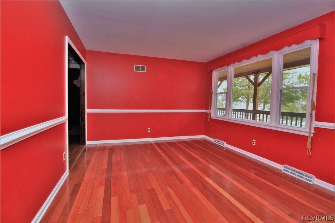9227 Hickory Road Petersburg, VA 23803 - Photo 18 of 33 Gallery Image 18