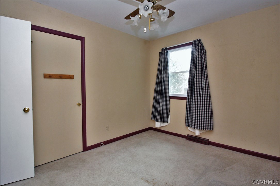 9227 Hickory Road Petersburg, VA 23803 - Photo 21 of 33 Gallery Image 21