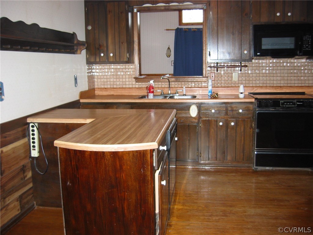 9227 Hickory Road Petersburg, VA 23803 - Photo 31 of 33 Gallery Image 31