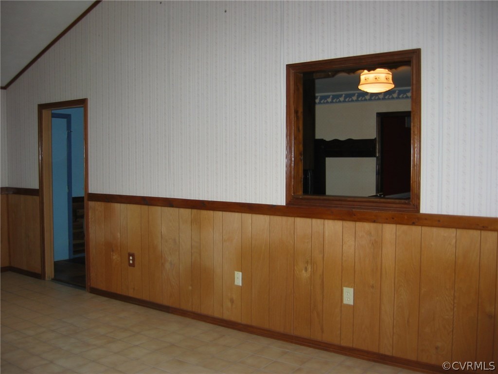 9227 Hickory Road Petersburg, VA 23803 - Photo 6 of 33 Gallery Image 6