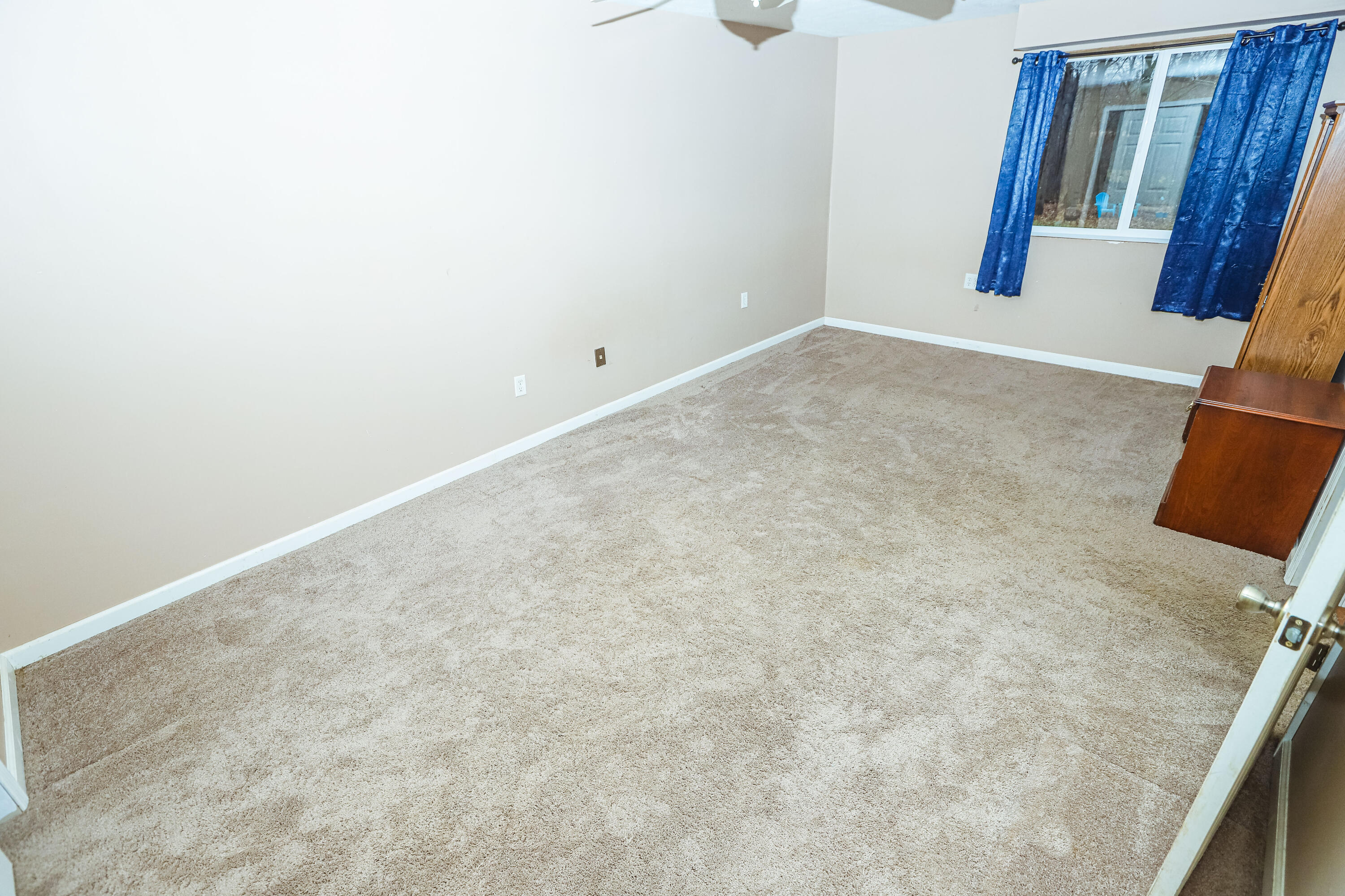 12019 Berryville Road Rives Junction, MI 49277 - Photo 9 of 23 12019 Berryville-18