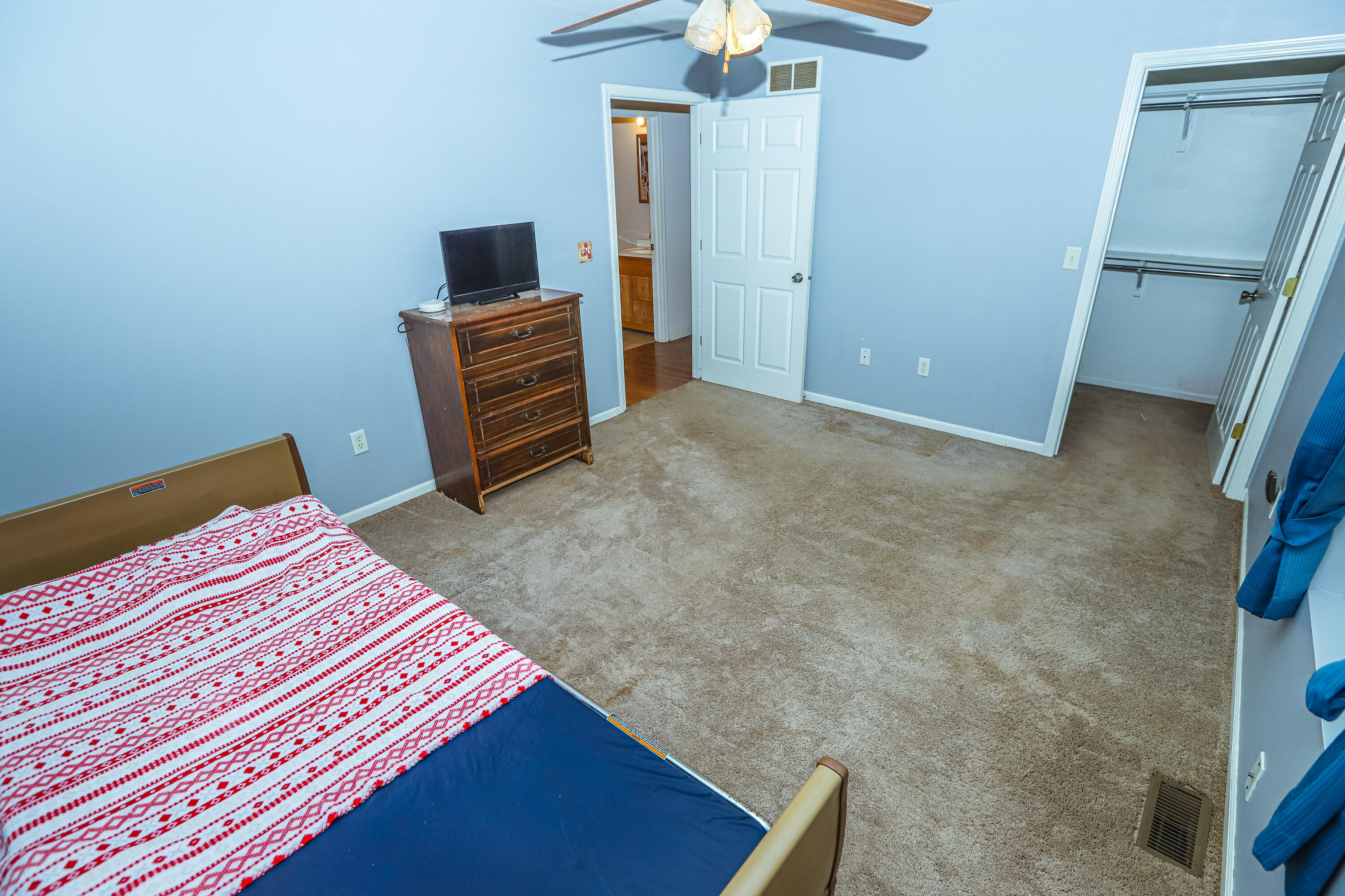 12019 Berryville Road Rives Junction, MI 49277 - Photo 10 of 23 12019 Berryville-7