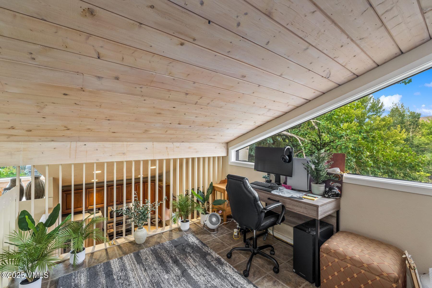 128 Beaver Road Eagle-Vail, CO 81620 - Photo 12 of 24 Loft