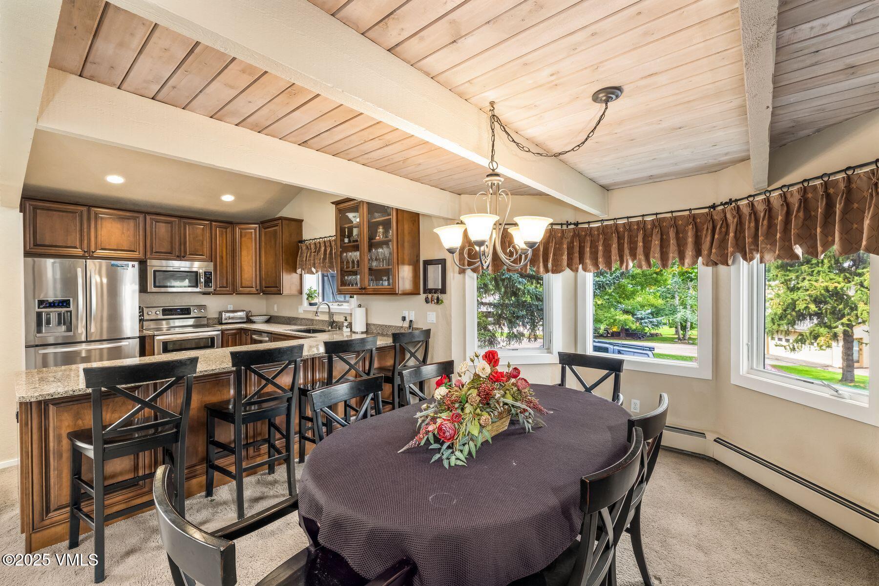 128 Beaver Road Eagle-Vail, CO 81620 - Photo 8 of 24 Dining