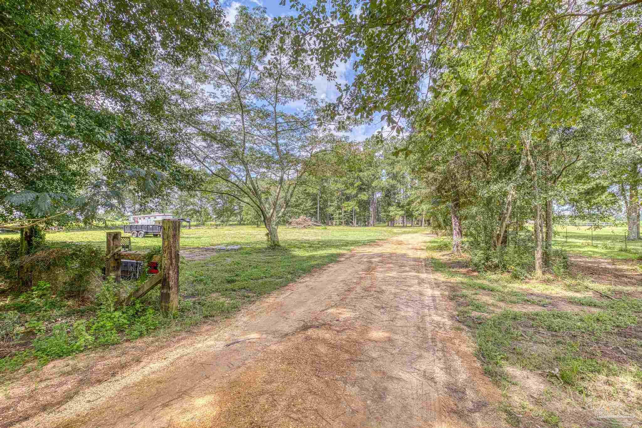 8430 Tidwell Road Pace, FL 32571 - Photo 11 of 20 Gallery Image 11