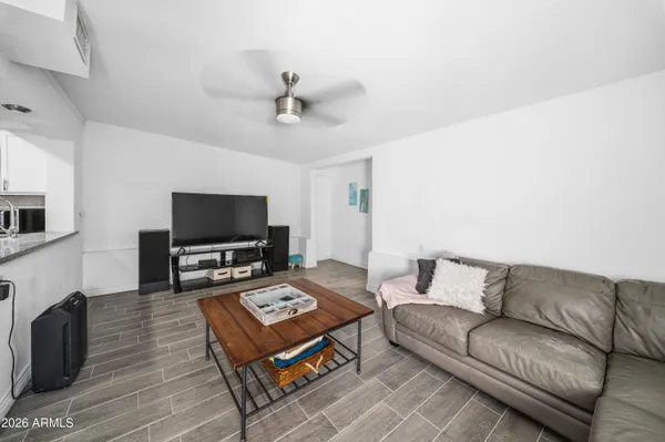 $335,000 | 7811 West Oregon Avenue, Glendale, AZ 85303