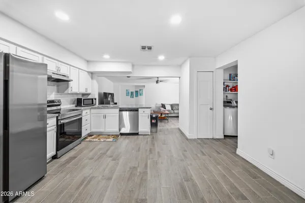 $335,000 | 7811 West Oregon Avenue, Glendale, AZ 85303