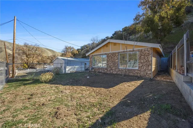 $299,000 | 508 South Drive, Lebec, CA 93243