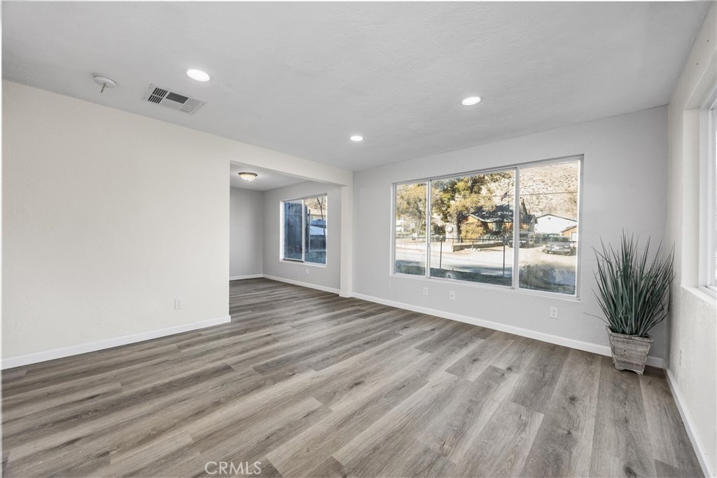 508 South Drive Lebec, CA 93243 - Photo 4 of 39