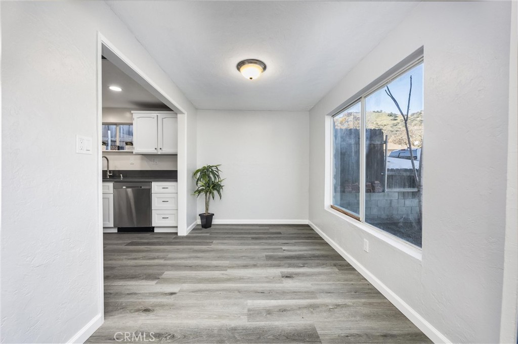 508 South Drive Lebec, CA 93243 - Photo 8 of 39