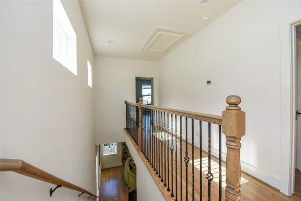 $4,200 | 918 West 25th Street, Unit E, Houston, TX 77008