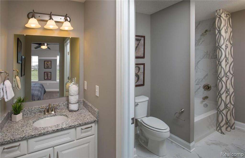 2082 Logan Drive Rochester Hills, MI 48309 - Photo 18 of 19