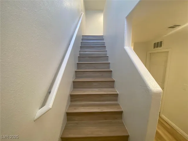 $1,700 | 4517 Dover Straight Street, Las Vegas, NV 89115