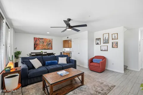 $400,000 | 2929 North 39th Street, Unit 6, Phoenix, AZ 85018