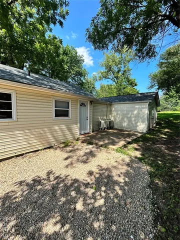 $108,000 | 615 North Old Highway 66, Bourbon, MO 65441