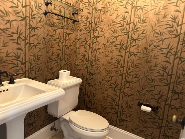 $425,000 | 518 Country Club Drive, Johnsonville, SC 29555