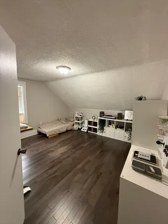 $3,400 | 86 Oak Street, Unit A, Waltham, MA 02453
