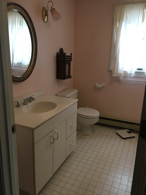 4 Clarner Road Lynn, MA 01904 - Photo 5 of 12 Gallery Image 5