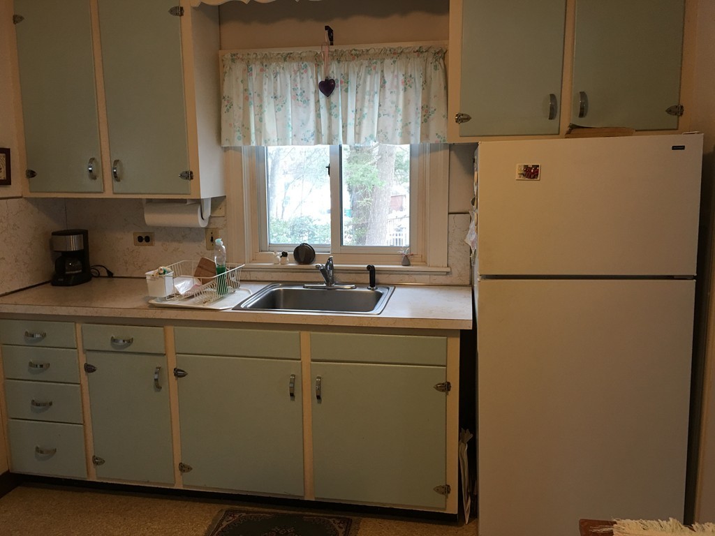 4 Clarner Road Lynn, MA 01904 - Photo 6 of 12 Gallery Image 6